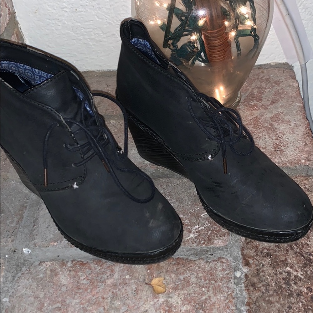 Dr. Scholl’s wedge booties size 8 black